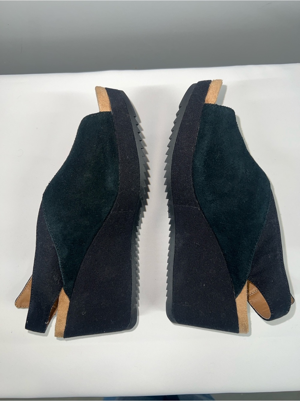 ✨ SALE Vionic Trixie suede wedge platform sandal - Picture 5 of 7